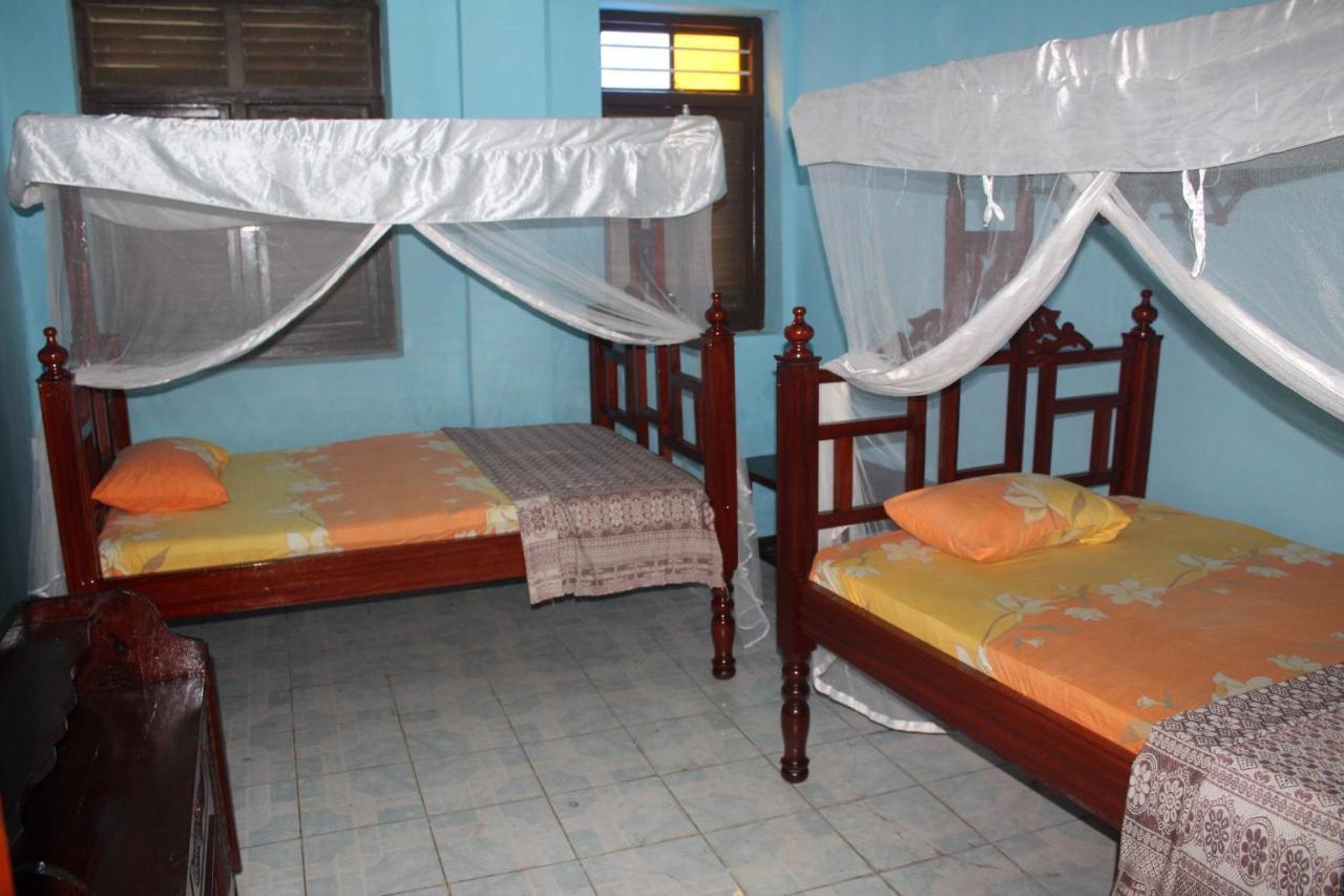 Bottoms Up Hostel Zanzibar Exterior photo